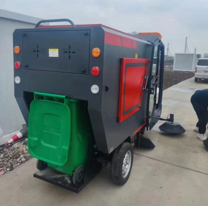 小型掃地車(chē)吸塵車(chē)廠(chǎng)家如何選擇產(chǎn)品